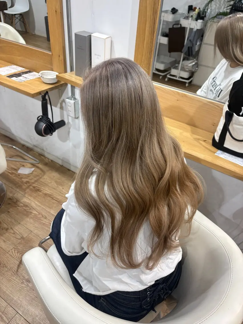 ロング カラー ブリーチ 京都駅/透明感カラー 🖤sakiのヘアスタイル