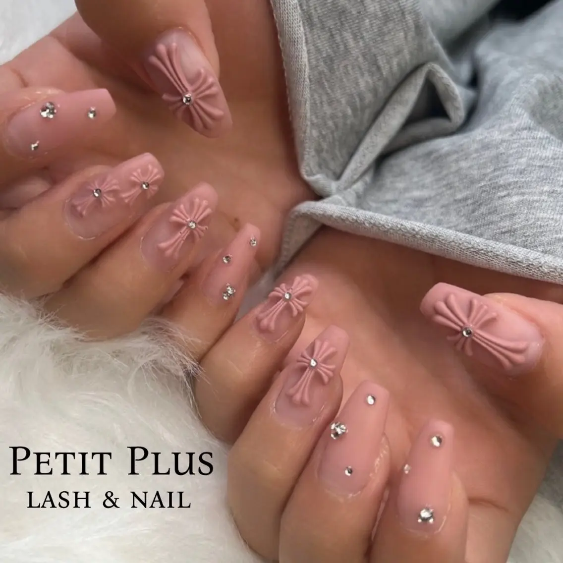 ネイル マットネイル ハンドネイル Petit Plus YUUKAのネイルデザイン
