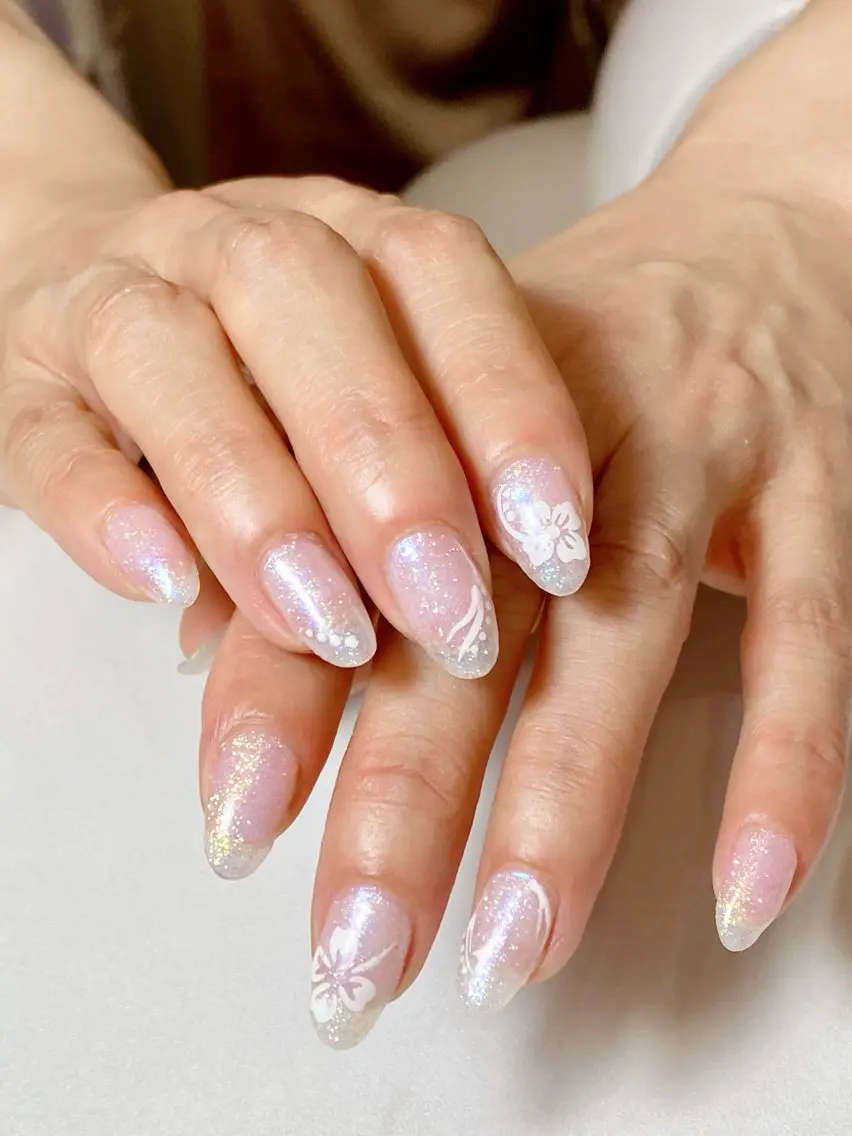 ネイル キラキラネイル ラメ(グリッター) 夏ネイル ブライダルネイル iro+ nailのネイルデザイン