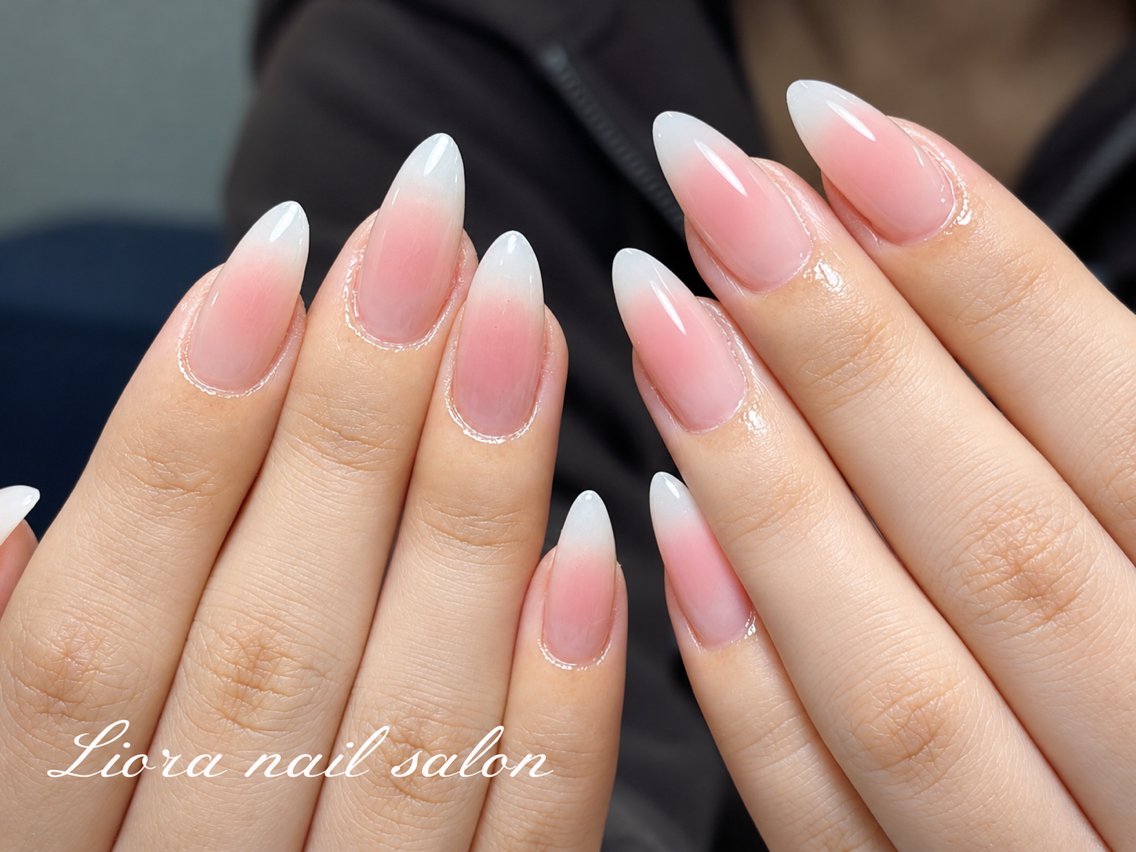ネイル チークネイル フットネイル フレンチネイル ジェルネイル ガーリー ハンドネイル Liora nailのネイルデザイン