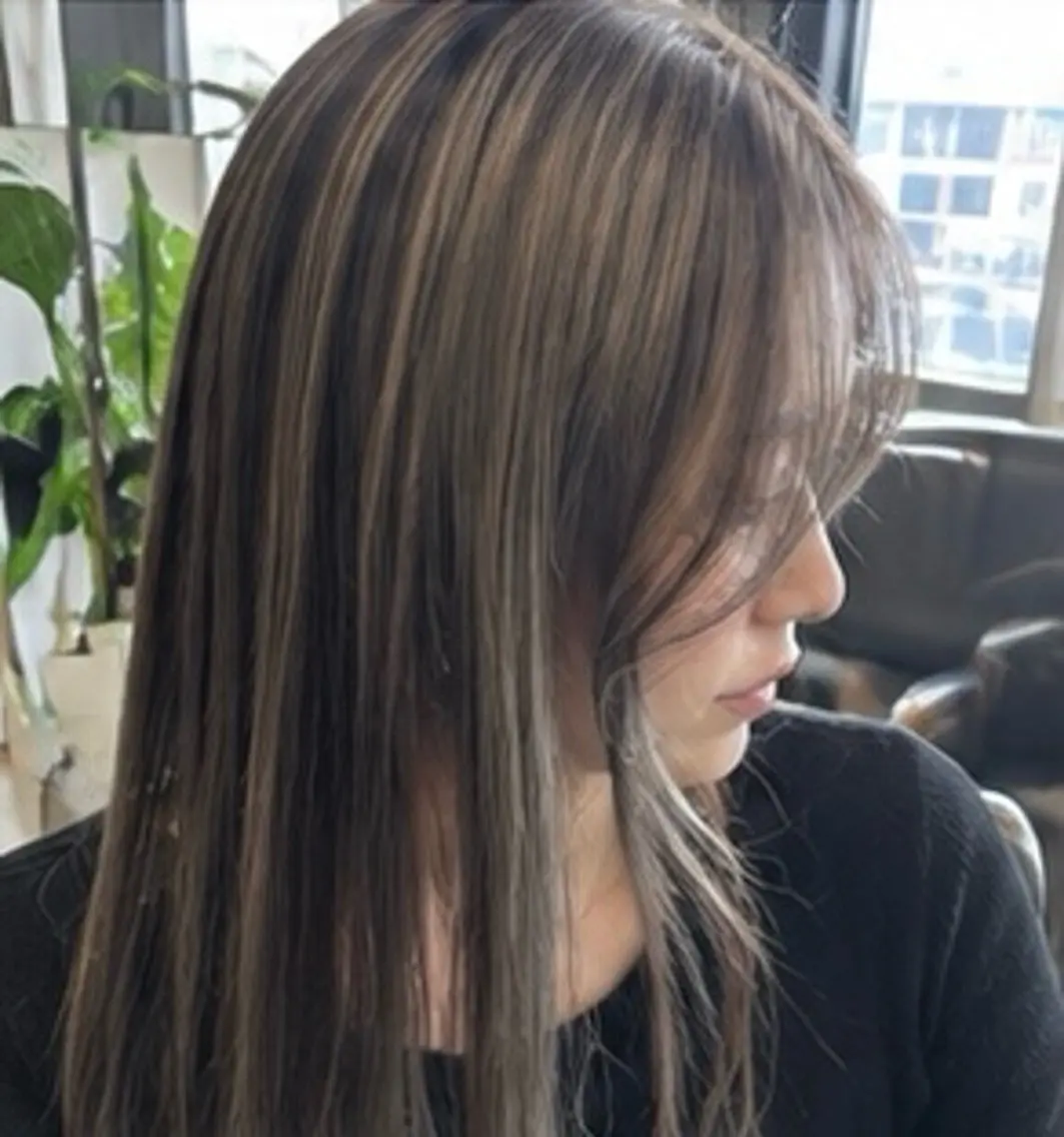 ロング 大竹 椿咲のヘアスタイル