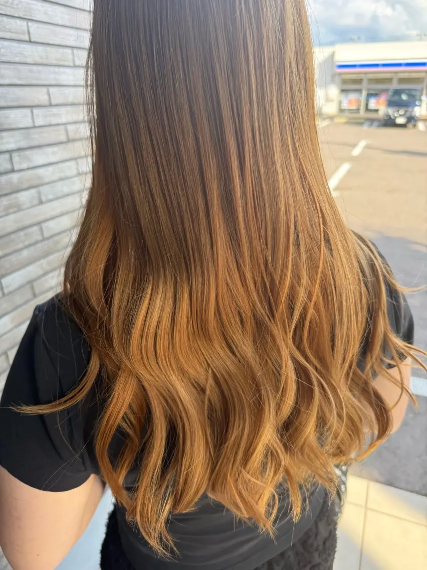 ロング カラー ヘアカラー ハイトーンベージュ 新潟/Manamiのヘアスタイル