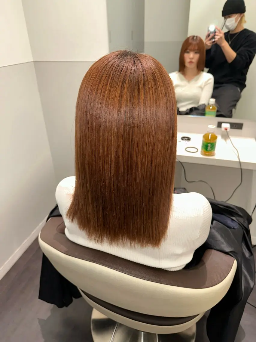 セミロング カラー 美髪特化✨ 伊織✨縮毛矯正✨のヘアスタイル