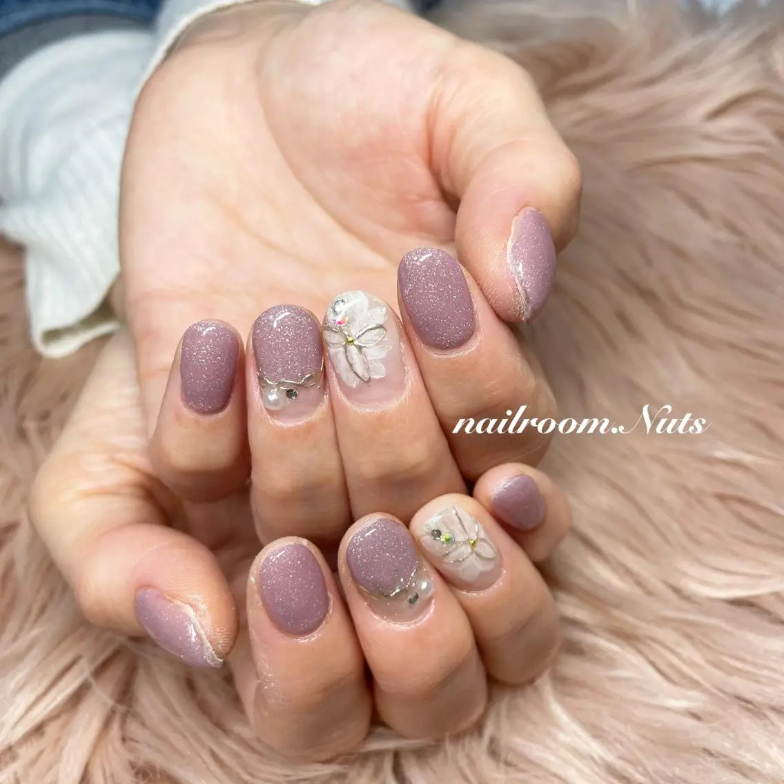 ネイル ハンドネイル nailsalon Nutsのネイルデザイン