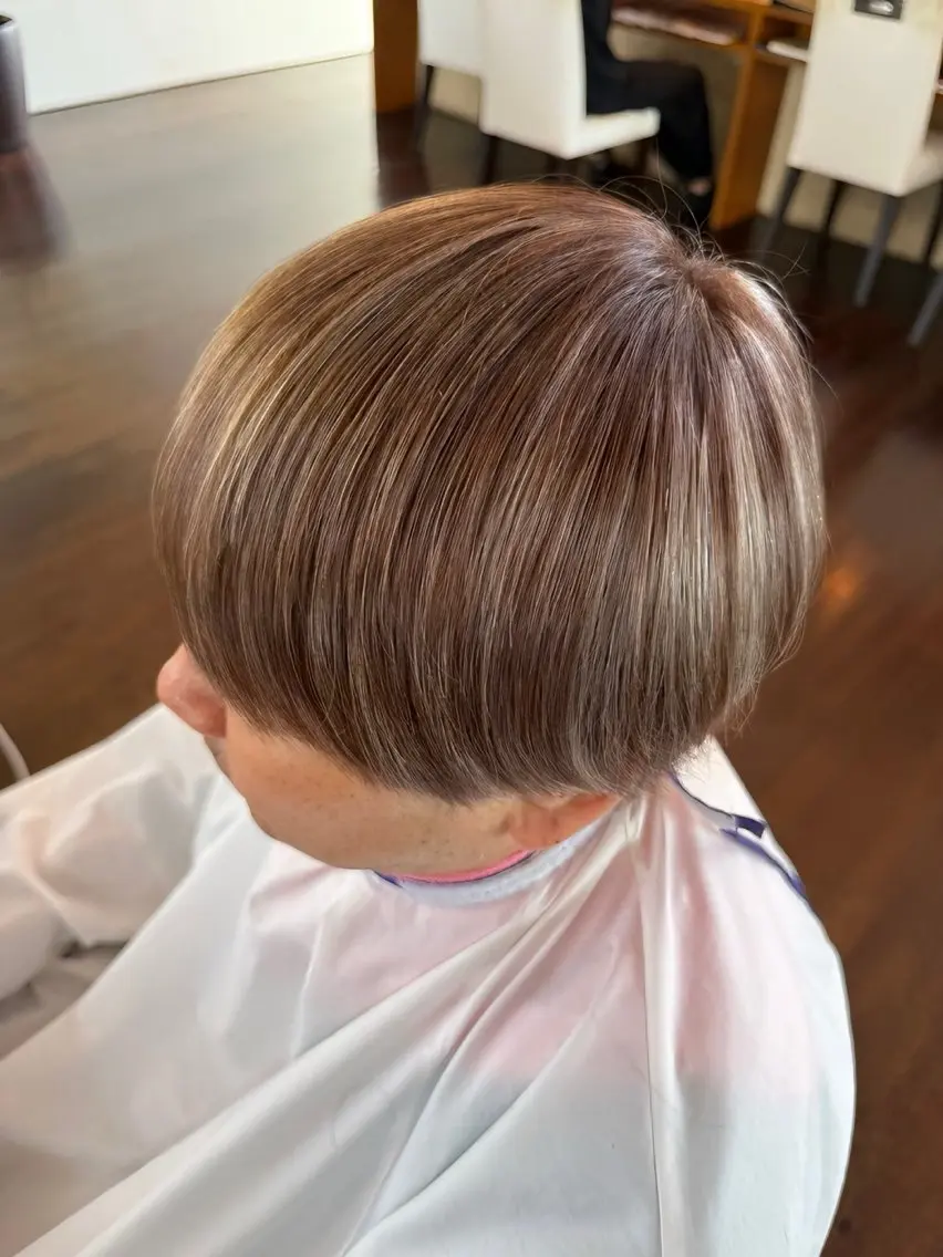 カラー メンズ ヘアカラー イーストハムネオ高木 亮人🌿のヘアスタイル