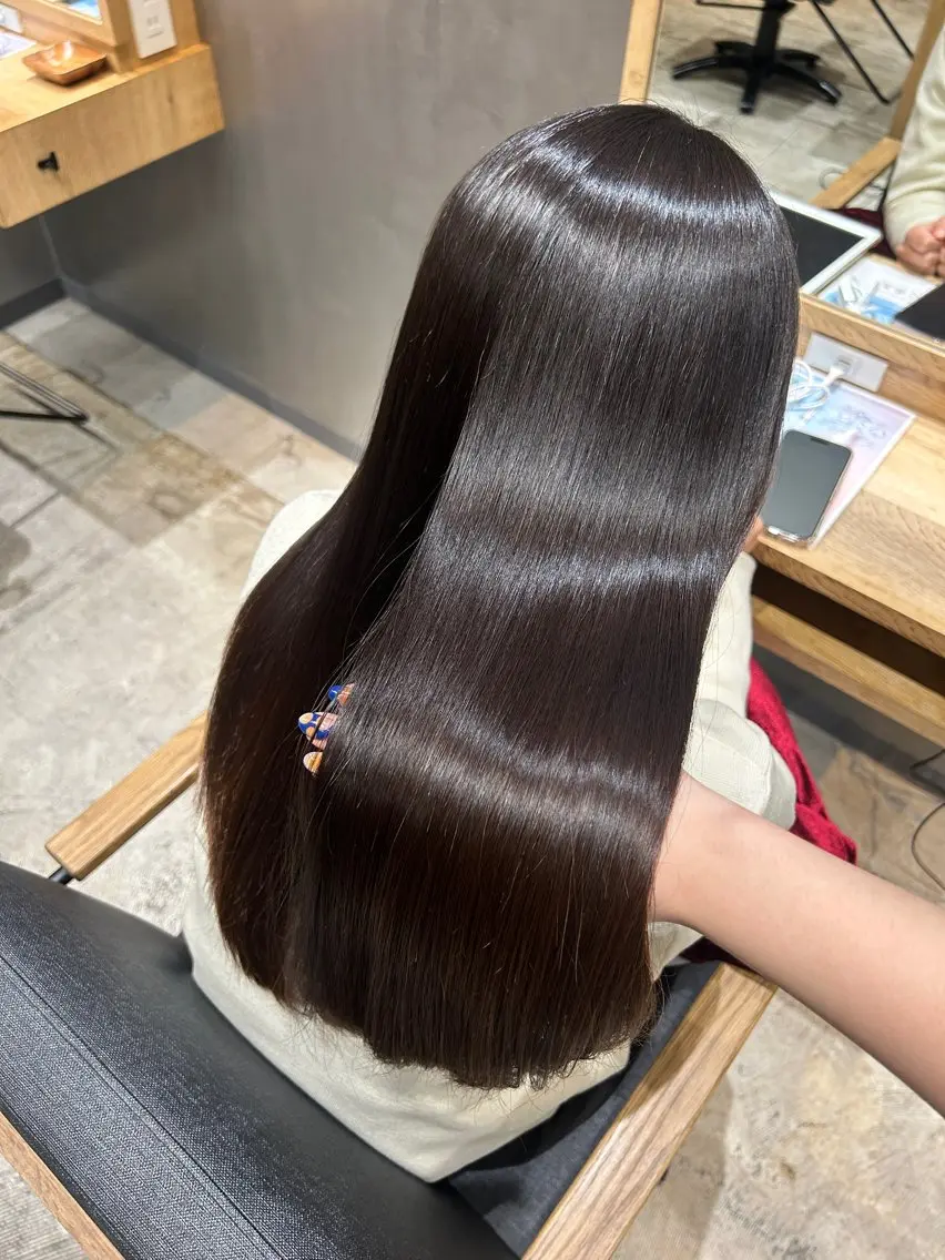 ロング Inity／ Nina✩.*˚のヘアスタイル