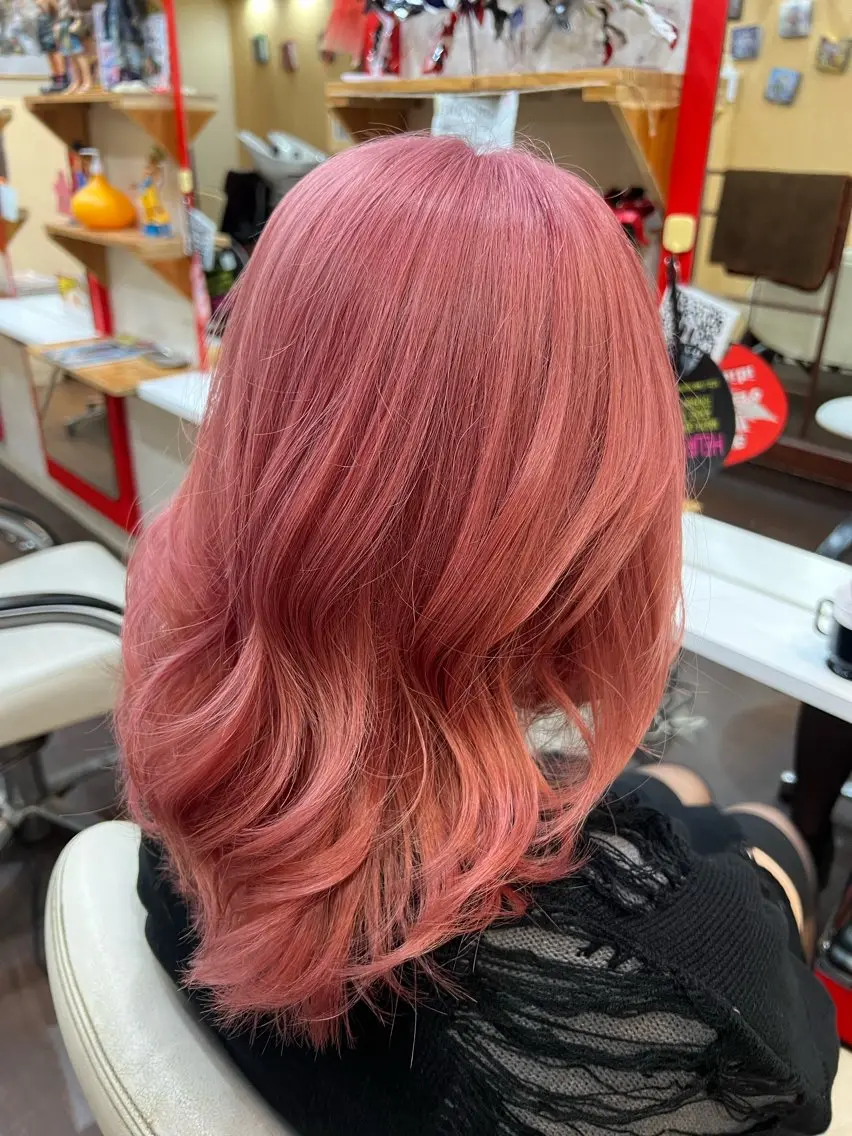 ミディアム ヘアカラー まさき✂︎ /ブリーチカラーのヘアスタイル