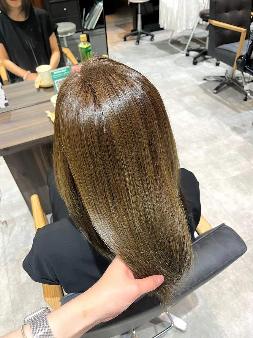 ミディアム レイヤーカット/ Wカラー/りぃの。のヘアスタイル
