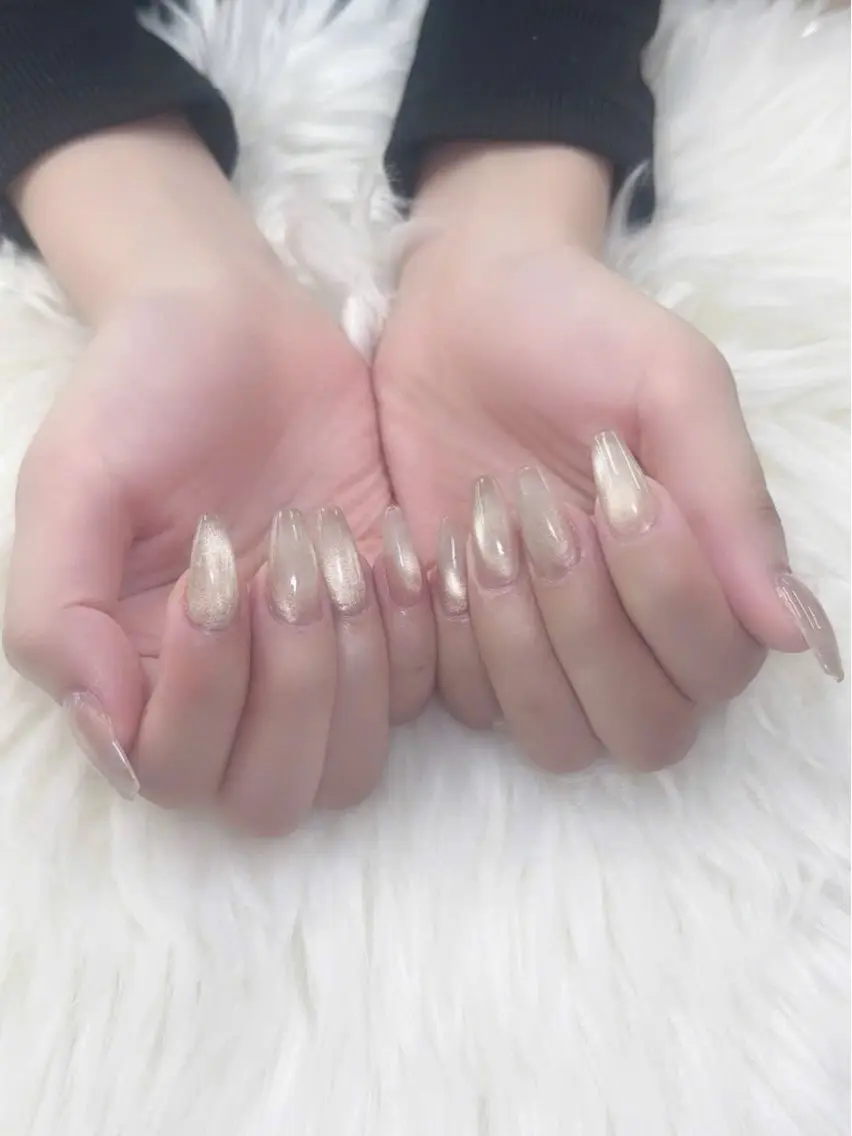 ネイル フレンチネイル グラデーション キラキラネイル 韓国ネイル マグネットネイル ハンドネイル Hara Nail 【持ち込みOK】のネイルデザイン