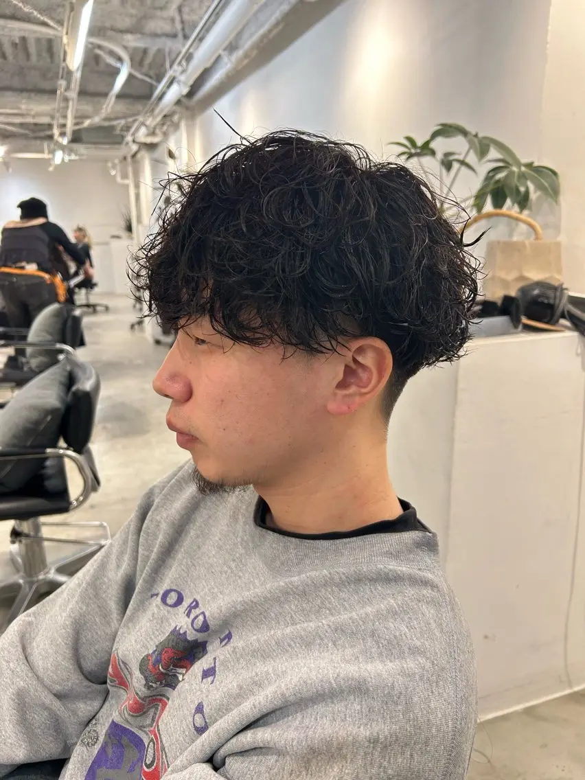 パーマ メンズ カット パーマ メンズ清潔感のプロ 💈メンズパーマ藤田のヘアスタイル