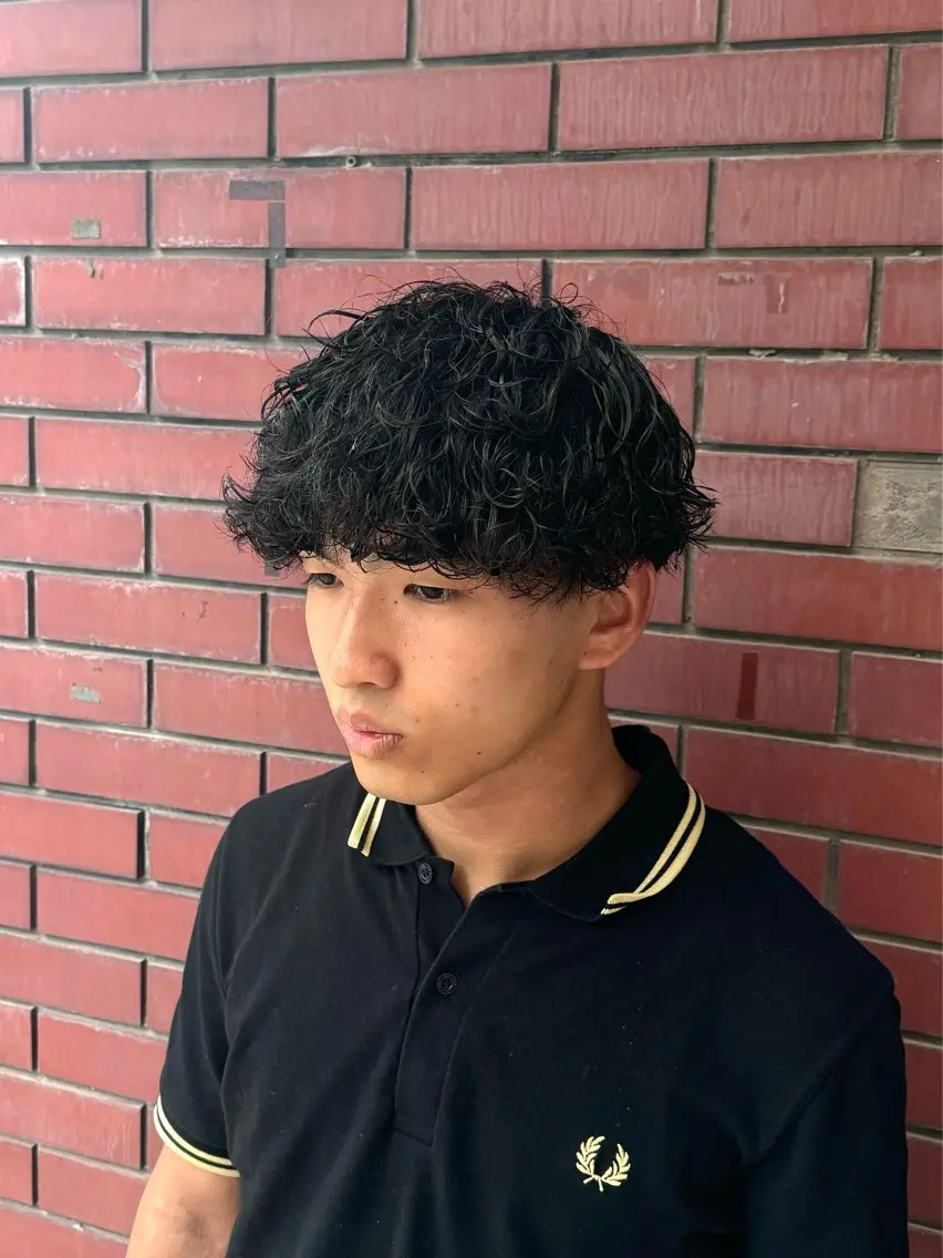 ショート パーマ メンズ メンズパーマ 波巻きパーマ 柏メンズカットパーマ NO.1タイチのヘアスタイル