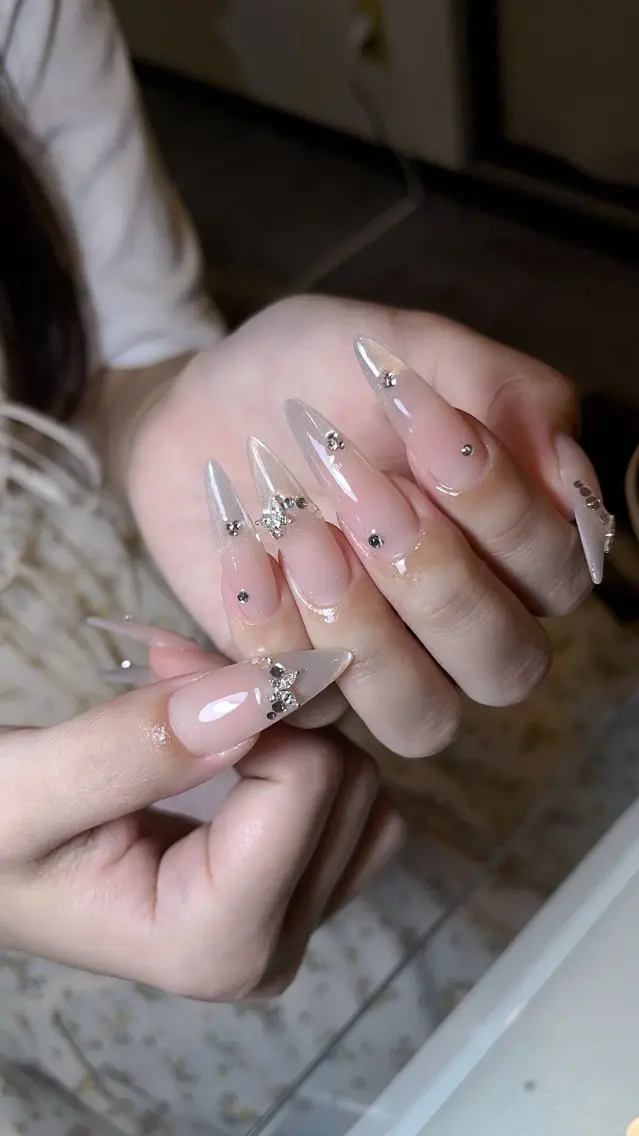 ネイル ハンドネイル SHE Nailのネイルデザイン