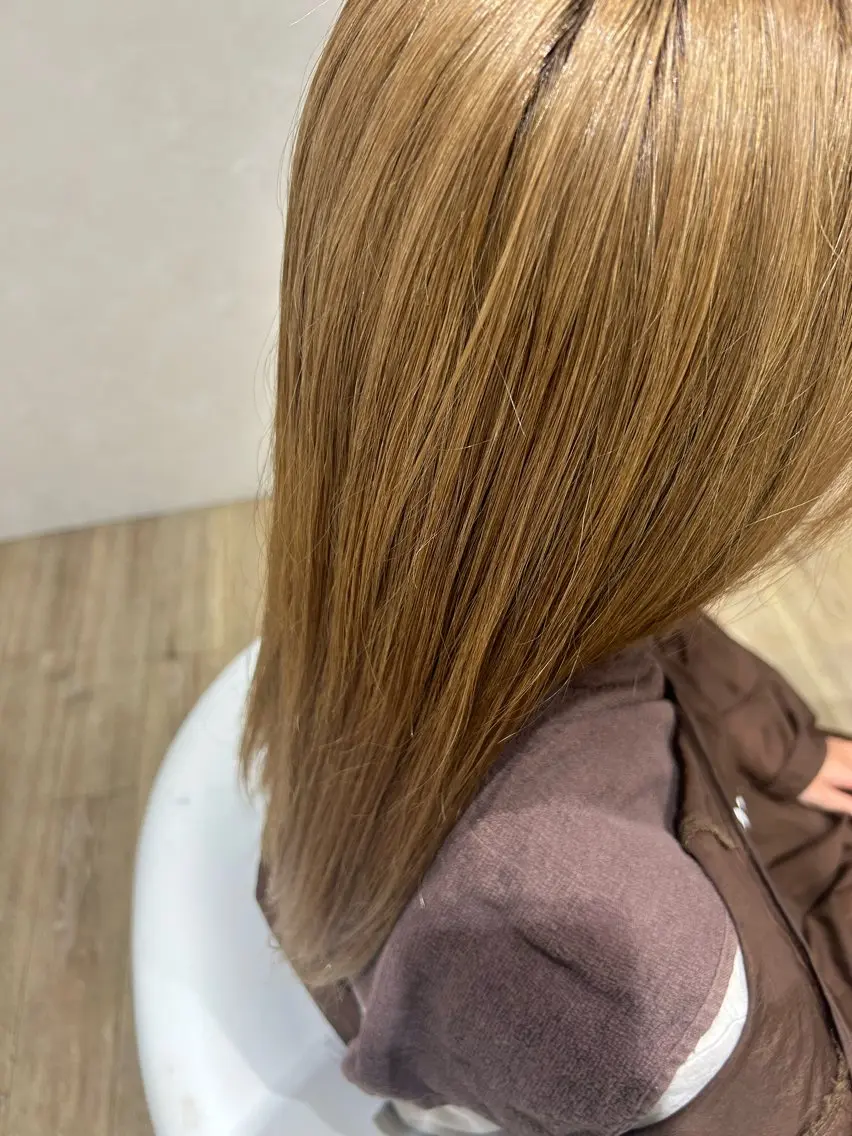 カラー ベージュカラー ヘアカラー 小澤 瑶のヘアスタイル