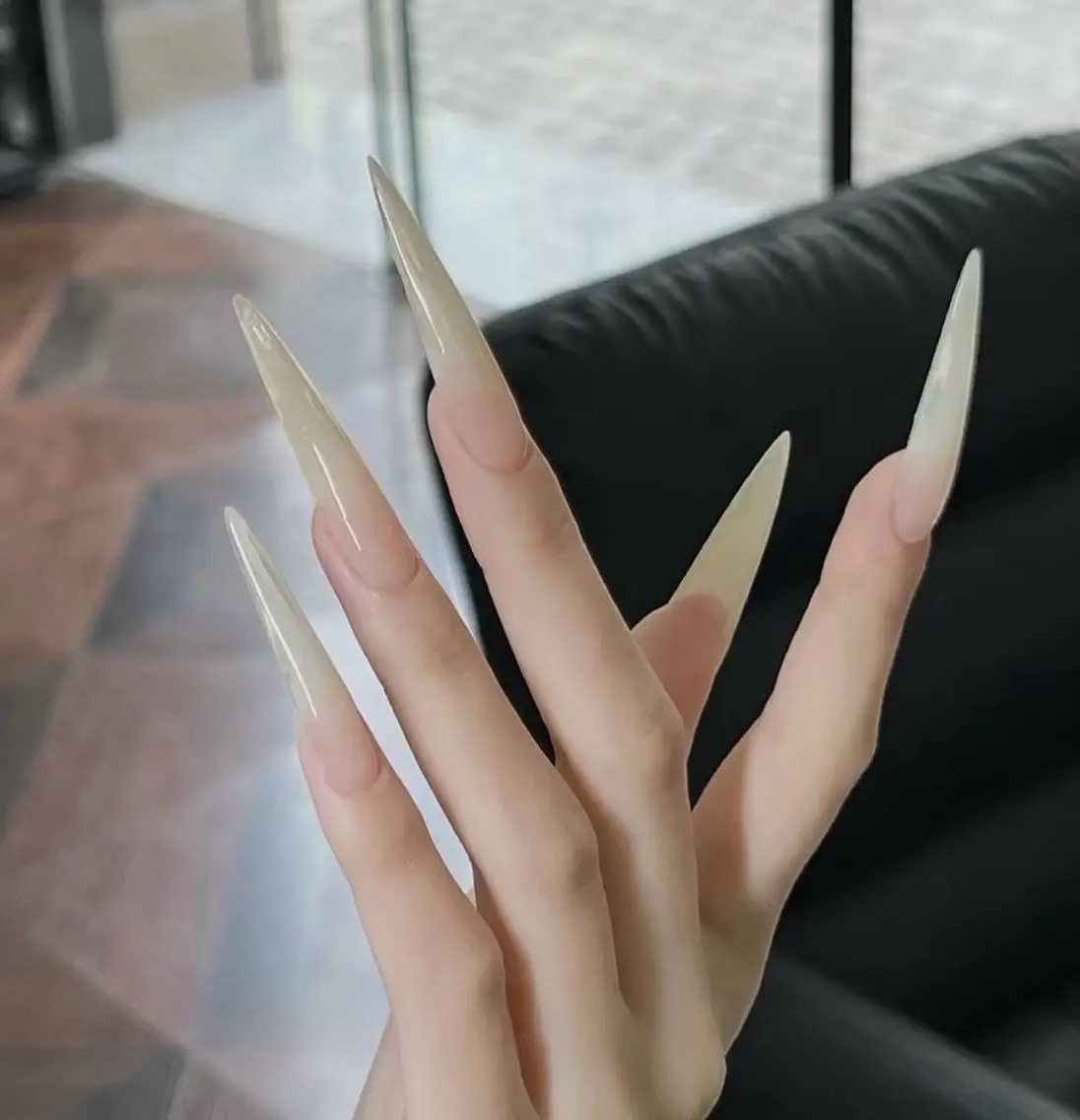 ネイル オーロラネイル フラワーネイル フットネイル フレンチネイル ジェルネイル ハンドネイル ハンドケア BabyYouMi nailのネイルデザイン