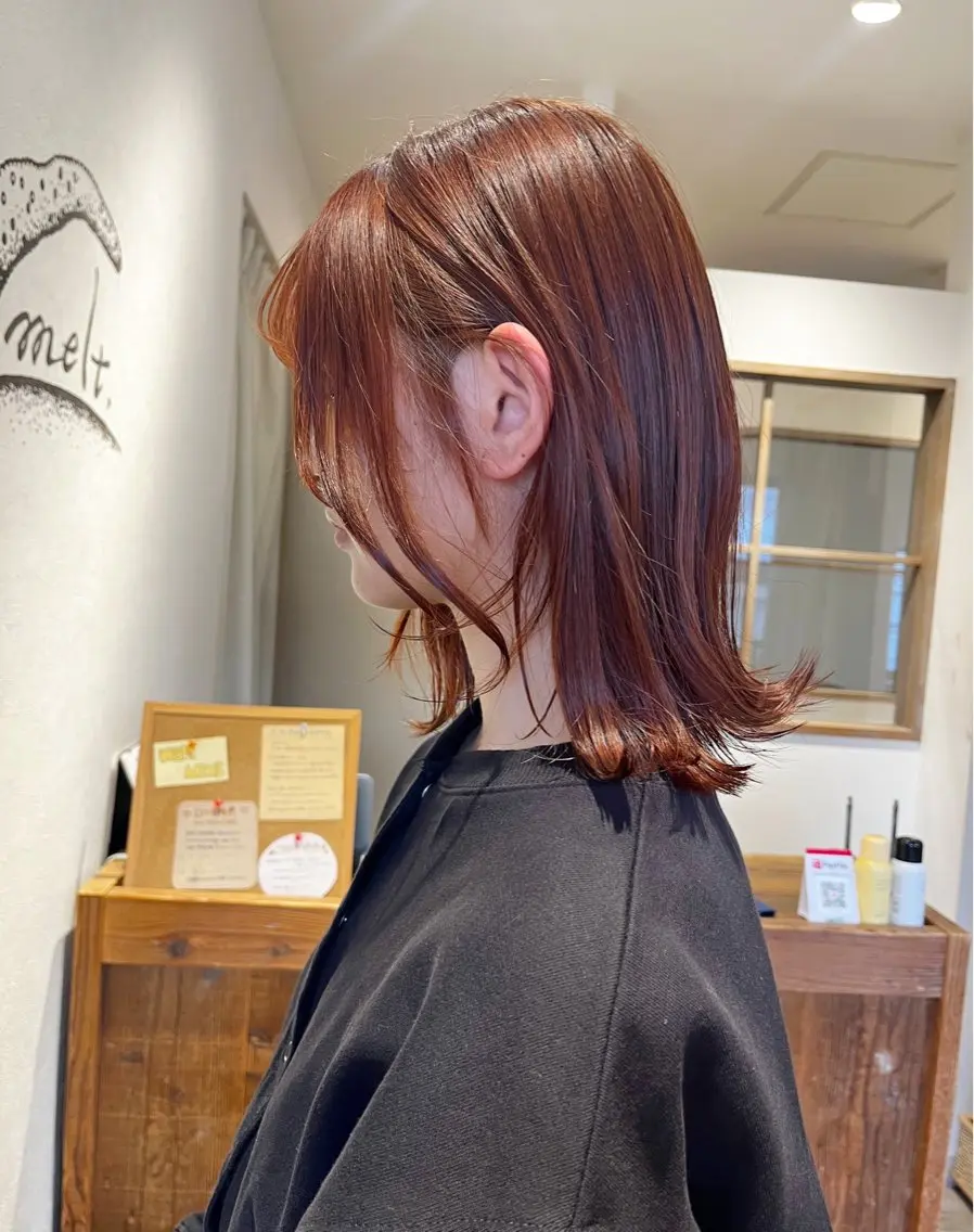ミディアム カラー ブリーチ ダブルカラー ブリーチなしカラー オレンジ カット ヘアカラー トリートメント 上品な暖色/丸みボブ Chie🪷のヘアスタイル