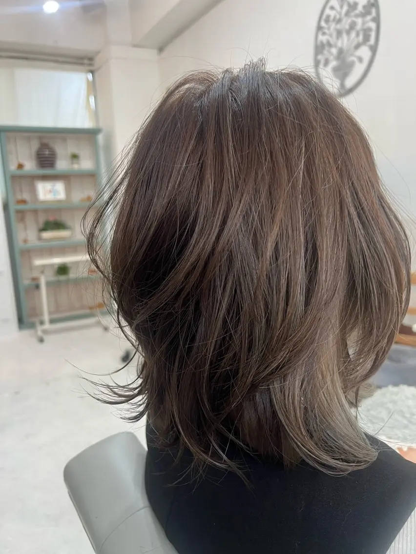 ミディアム 田中 ノンのヘアスタイル