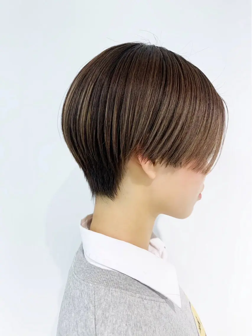 ショート 【レイヤーカット】 キサヌキミワのヘアスタイル