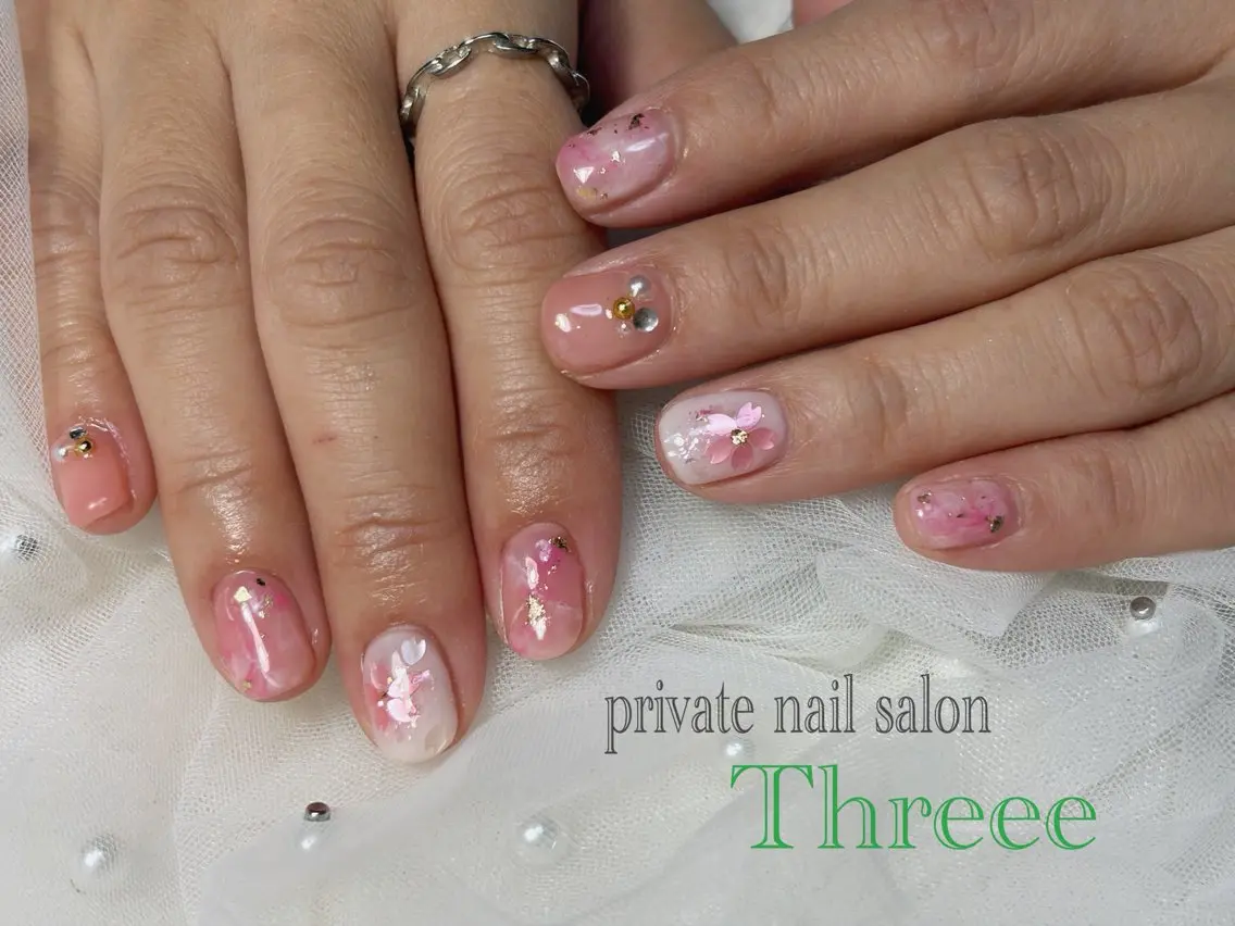 ネイル 桜ネイル ハンドネイル Nail salon - Threee　-のネイルデザイン