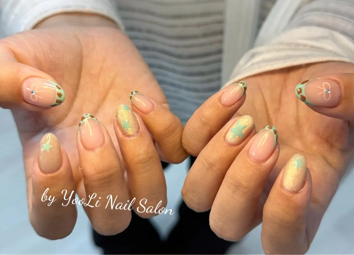 ネイル アートネイル オーロラネイル チークネイル フレンチネイル ガラスフレンチ ハンドネイル 🎀🎀YooLi Nail Salonのネイルデザイン