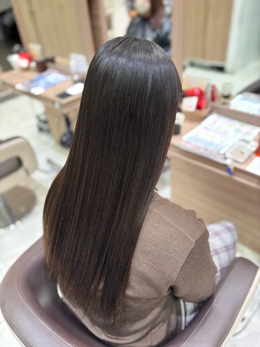 ロング パーマ カット 縮毛矯正 トリートメント ヘッドスパ 🐈‍⬛SARA🎀 縮毛矯正のヘアスタイル