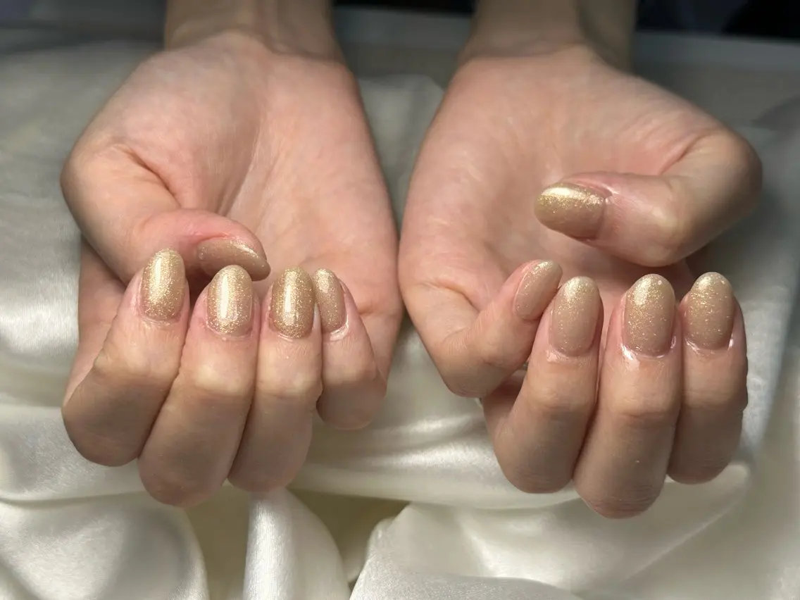 ネイル オーロラネイル フットネイル フレンチネイル ジェルネイル キラキラネイル ハンドネイル kiki nail たまプラーザのネイルデザイン