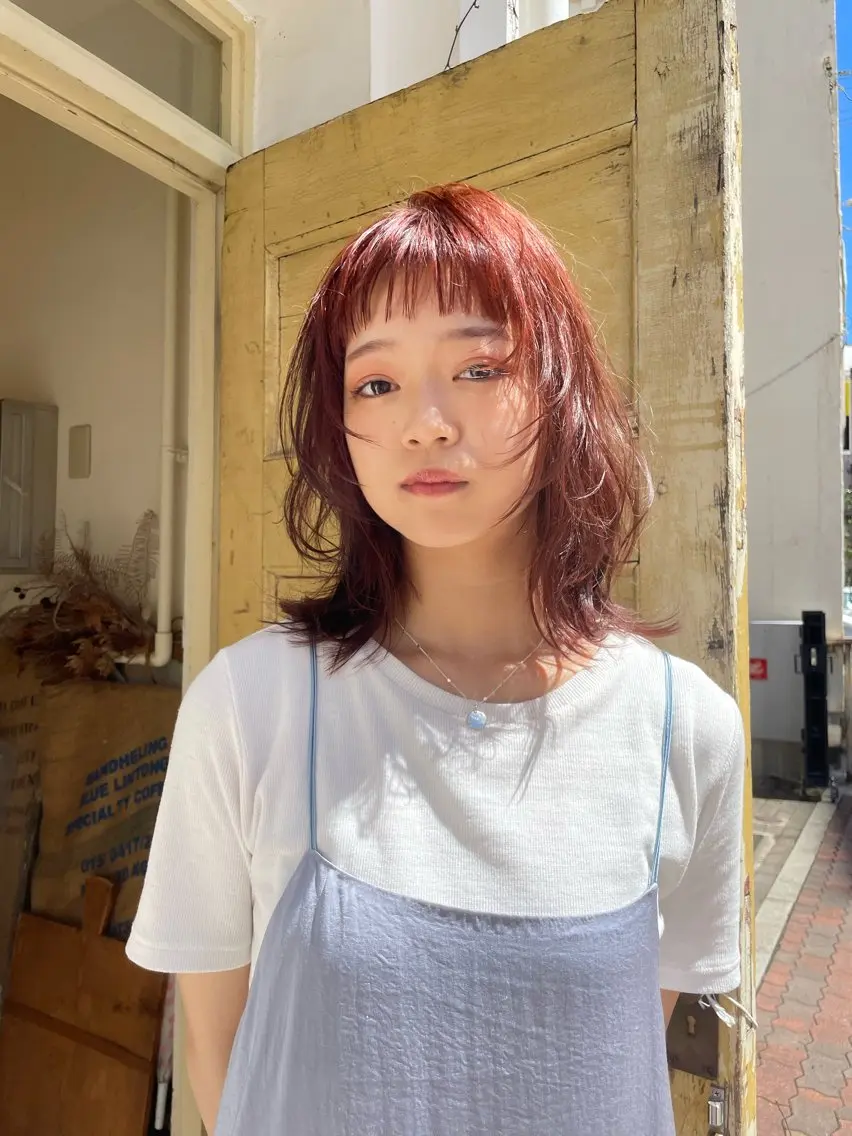 ミディアム カラー 顔周りカット レイヤーカット オン眉 トリートメント 透け感カラー/ SUのヘアスタイル