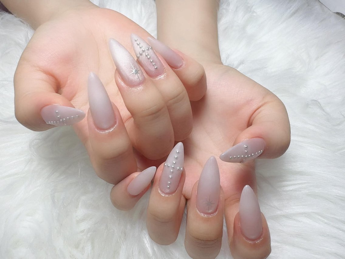 ネイル ブラウン フレンチネイル 韓国ネイル マグネットネイル ニュアンスネイル ハンドネイル Hana Rose Nailのネイルデザイン
