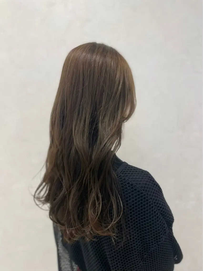 ロング 小池 吏乃のヘアスタイル