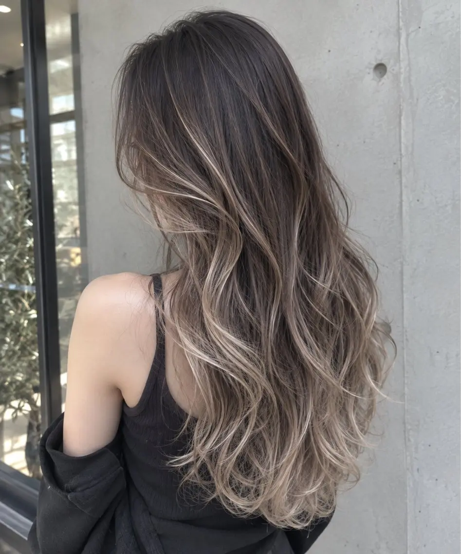 ロング カラー バレイヤージュ レイヤーカット 【バレイヤージュ✨】 ナカムラ/豊島区大塚のヘアスタイル