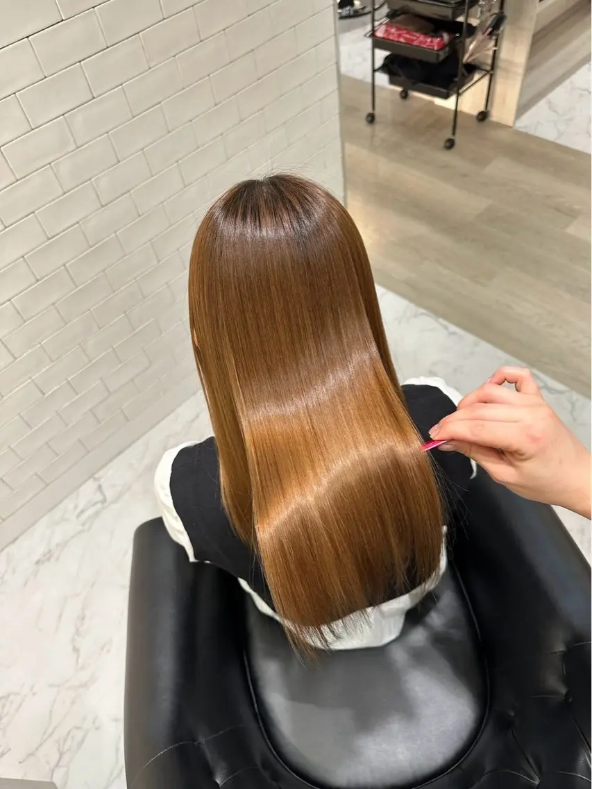 カラー 中澤 友仁のヘアスタイル
