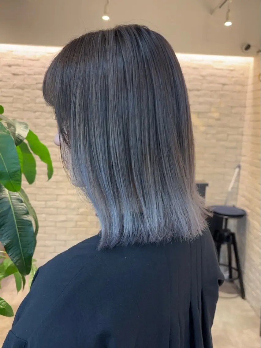 ミディアム カラー ヘアカラー トリートメント Viot 銀座 樋口 桃佳のヘアスタイル