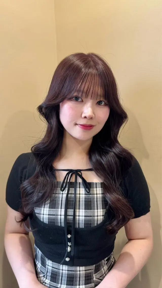ロング カラー ダブルカラー 髪質改善 ヘアカラー 上野 心華のヘアスタイル