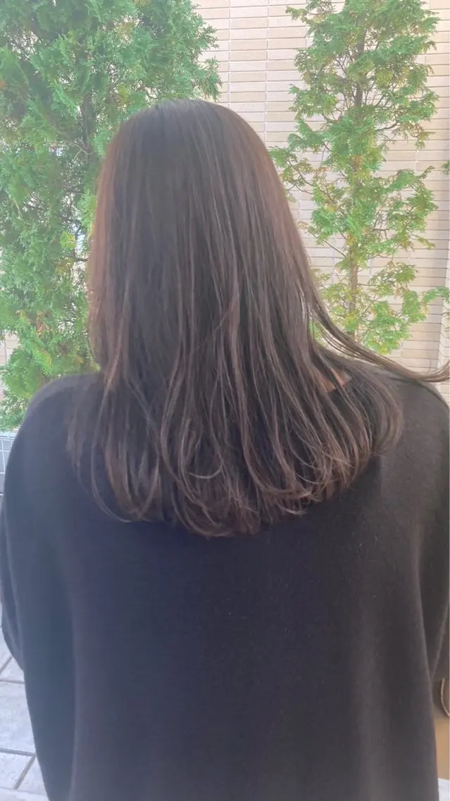 セミロング 金子 歩実のヘアスタイル