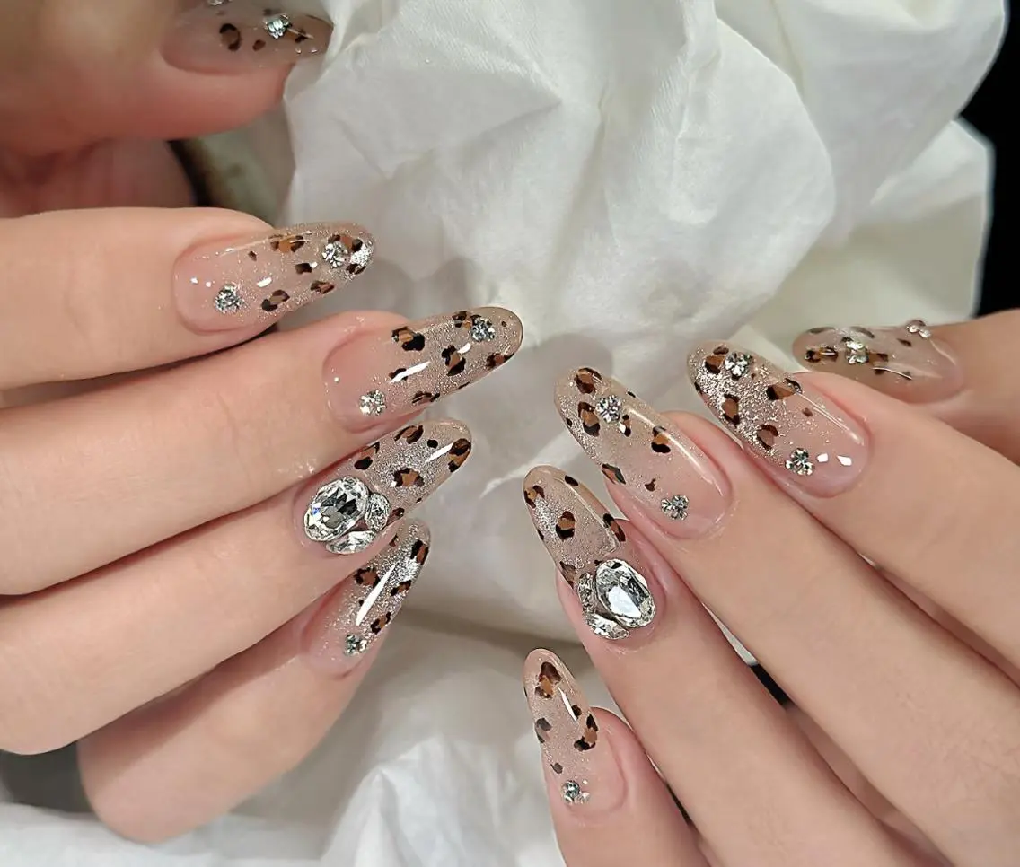 ネイル ハンドネイル 🎀 NaNa_nailのネイルデザイン
