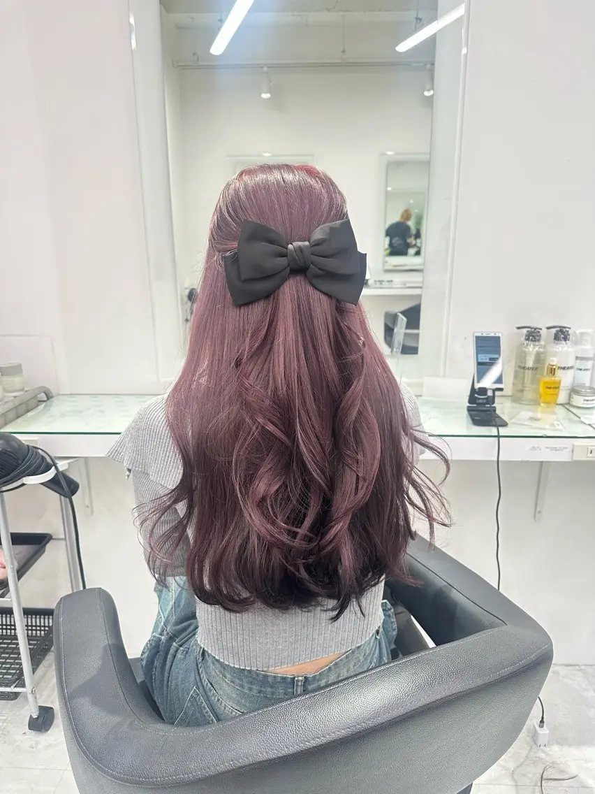 ロング カラー カット ヘアカラー トリートメント ヘッドスパ ヘアセット ❄最強かわいいカラー ❄️MINA❄️のヘアスタイル