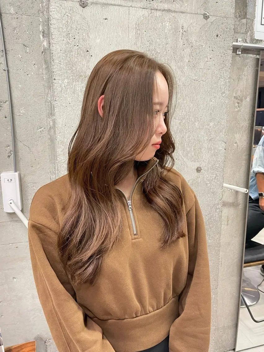 ロング 🫧ハイライトカラー 🫧 𝓜𝓘𝓤のヘアスタイル