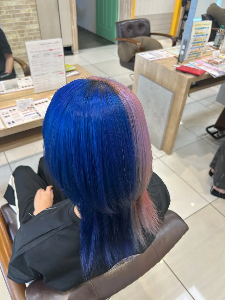 カラー 有村 実佑のヘアスタイル