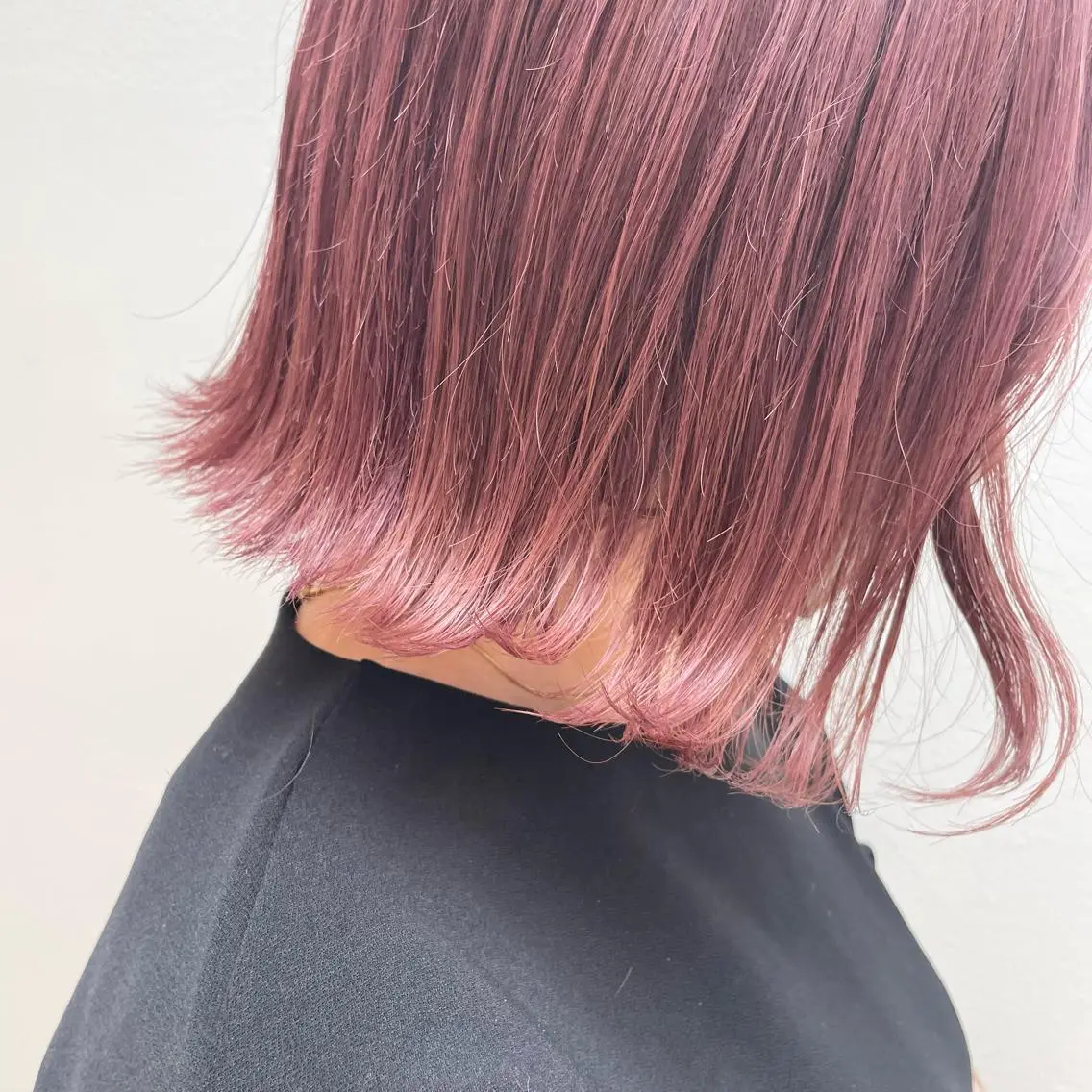 ミディアム カラー ブリーチ ピンクカラー レイヤー/ハイトーン 🫧‪Erikaのヘアスタイル