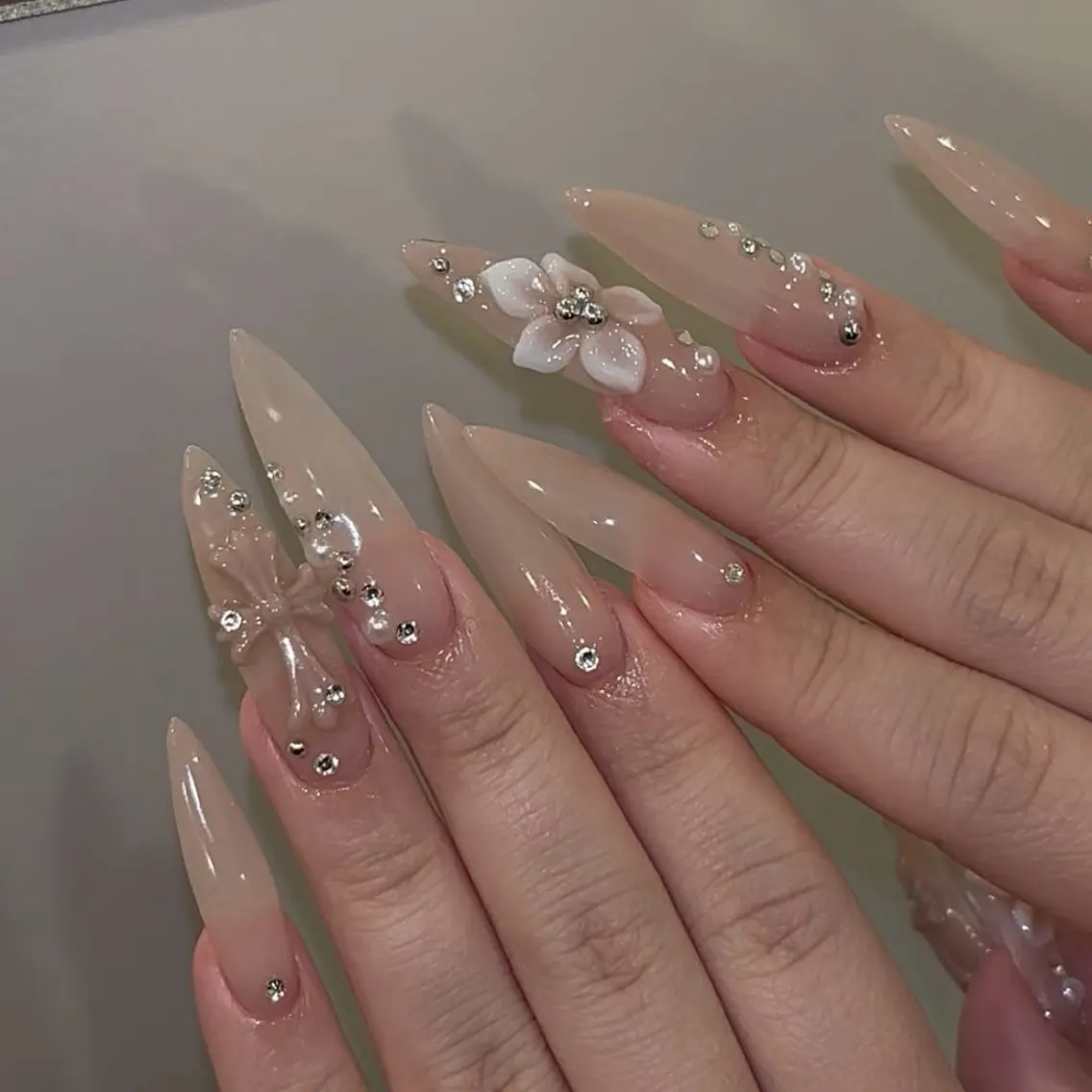 ネイル 長さ出し ジェルネイル 韓国ネイル 持ち込み ワンカラーネイル kana nailのネイルデザイン