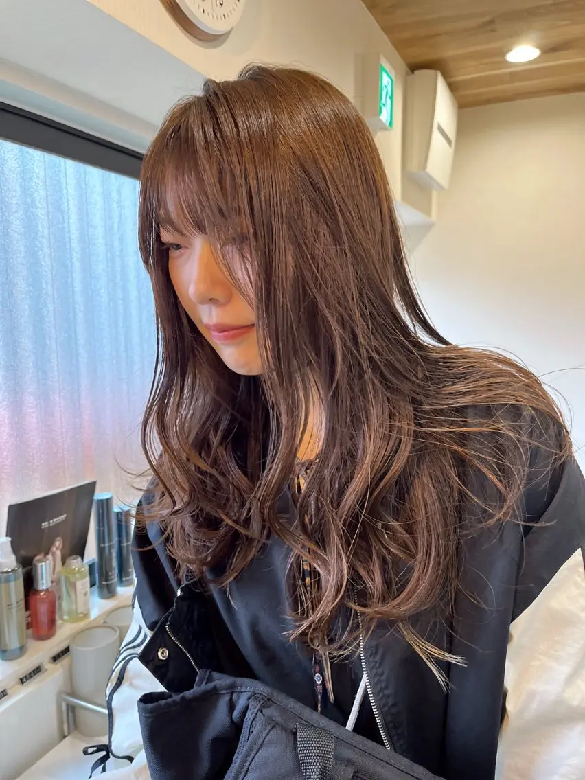 ロング レイヤーカット 下石怜子/レイヤー/ 透明感カラーのヘアスタイル