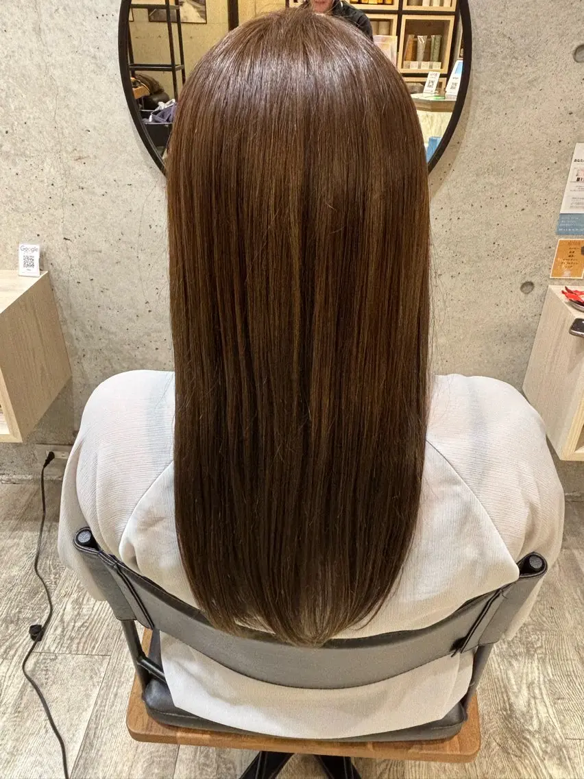 カラー グレージュ オリーブグレージュ オリーブグレー 島袋 聖加のヘアスタイル