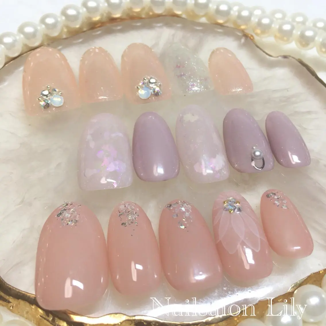 ネイル シンプルネイル Lily*nail 🌻Mii🌻のネイルデザイン