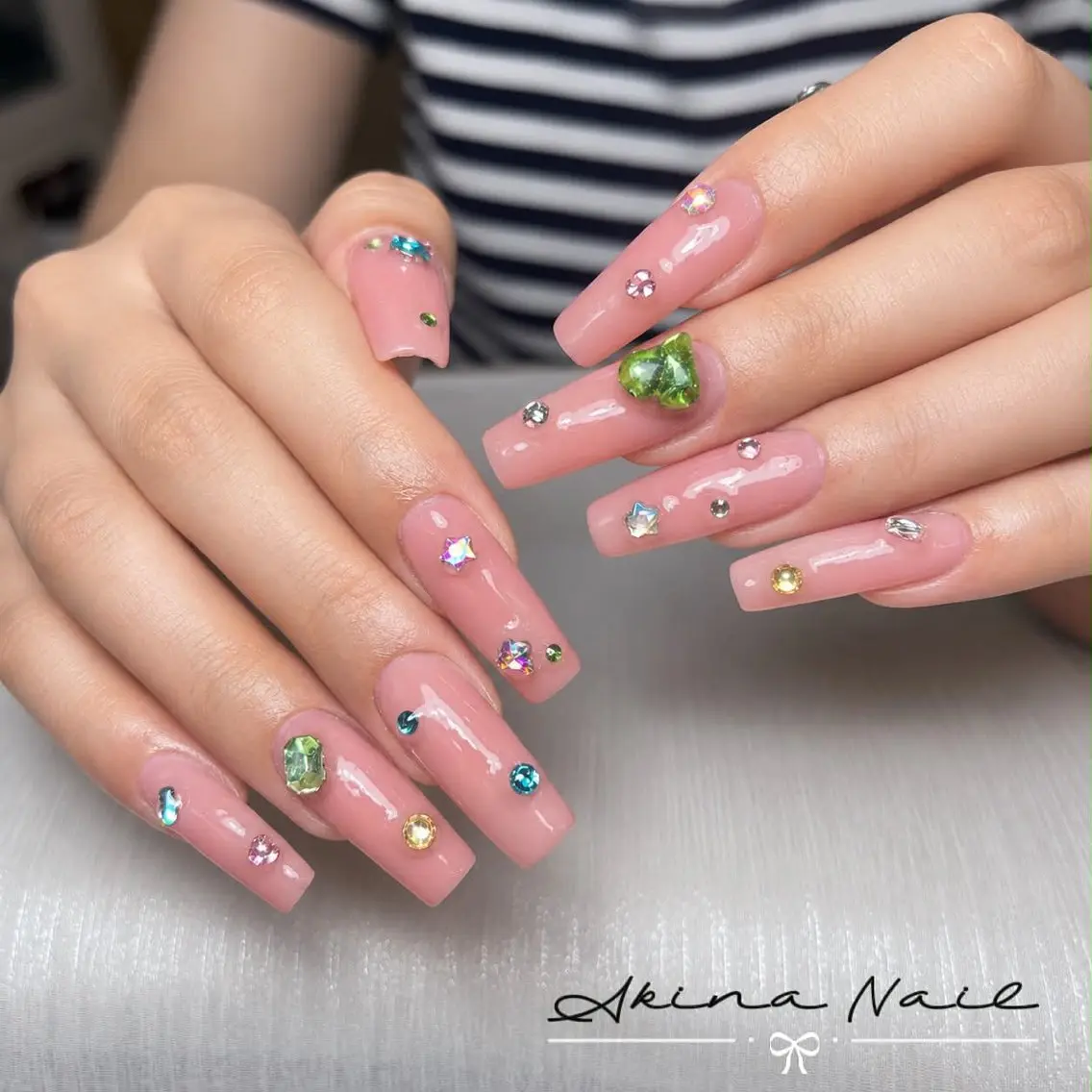 セミロング ハンドネイル Akina Nail 亀戸のネイルデザイン