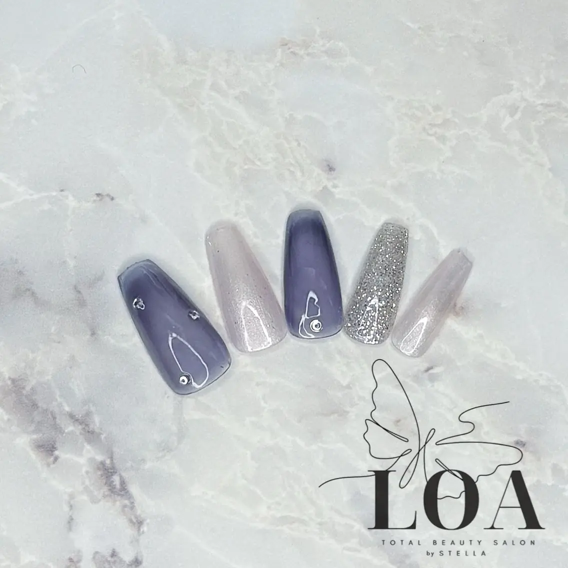 ネイル ハンドネイル LOA🦋 yuraのネイルデザイン