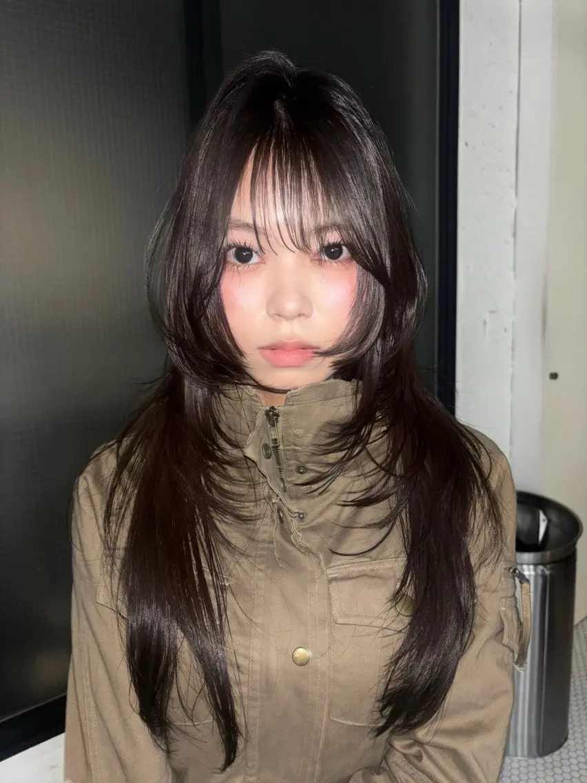 ロング カット ヘアカラー 🎀抜け感ナチュラル 🎵asuna🪽のヘアスタイル