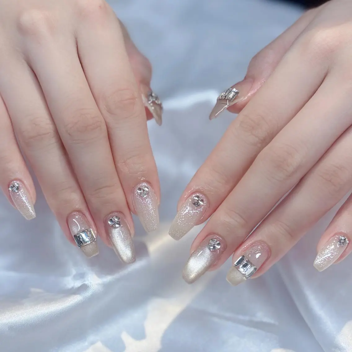ネイル キラキラネイル マグネットネイル ワンホンネイル ハンドネイル Keli Nail 難波のネイルデザイン