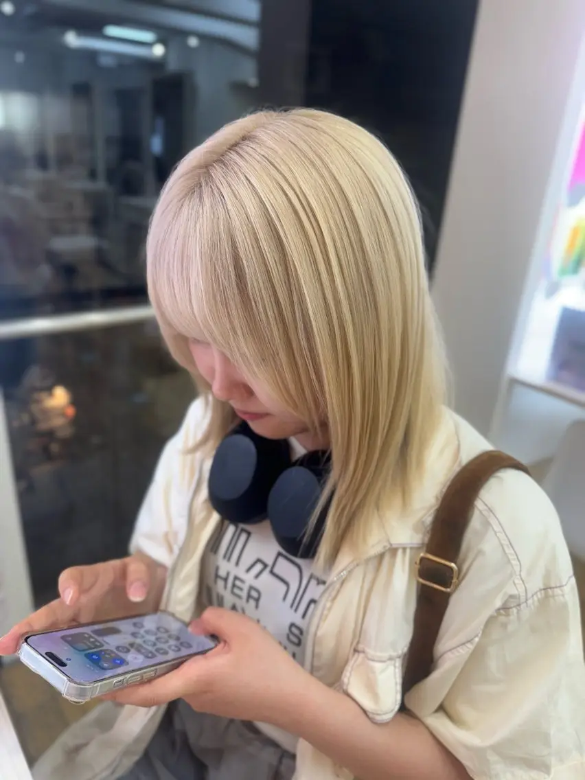 ショート カラー カラー特化型美容師 保住のヘアスタイル