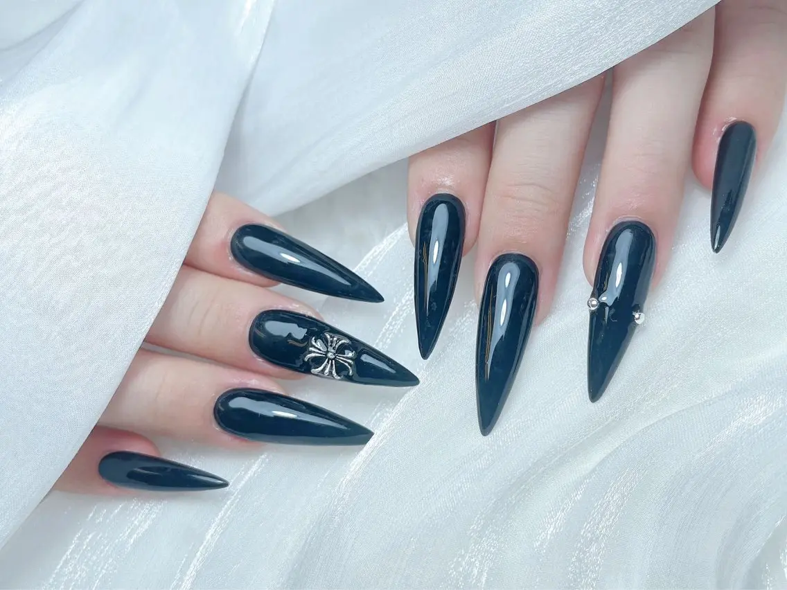 ネイル ハンドネイル M🌷nail 長さだし専門店のネイルデザイン