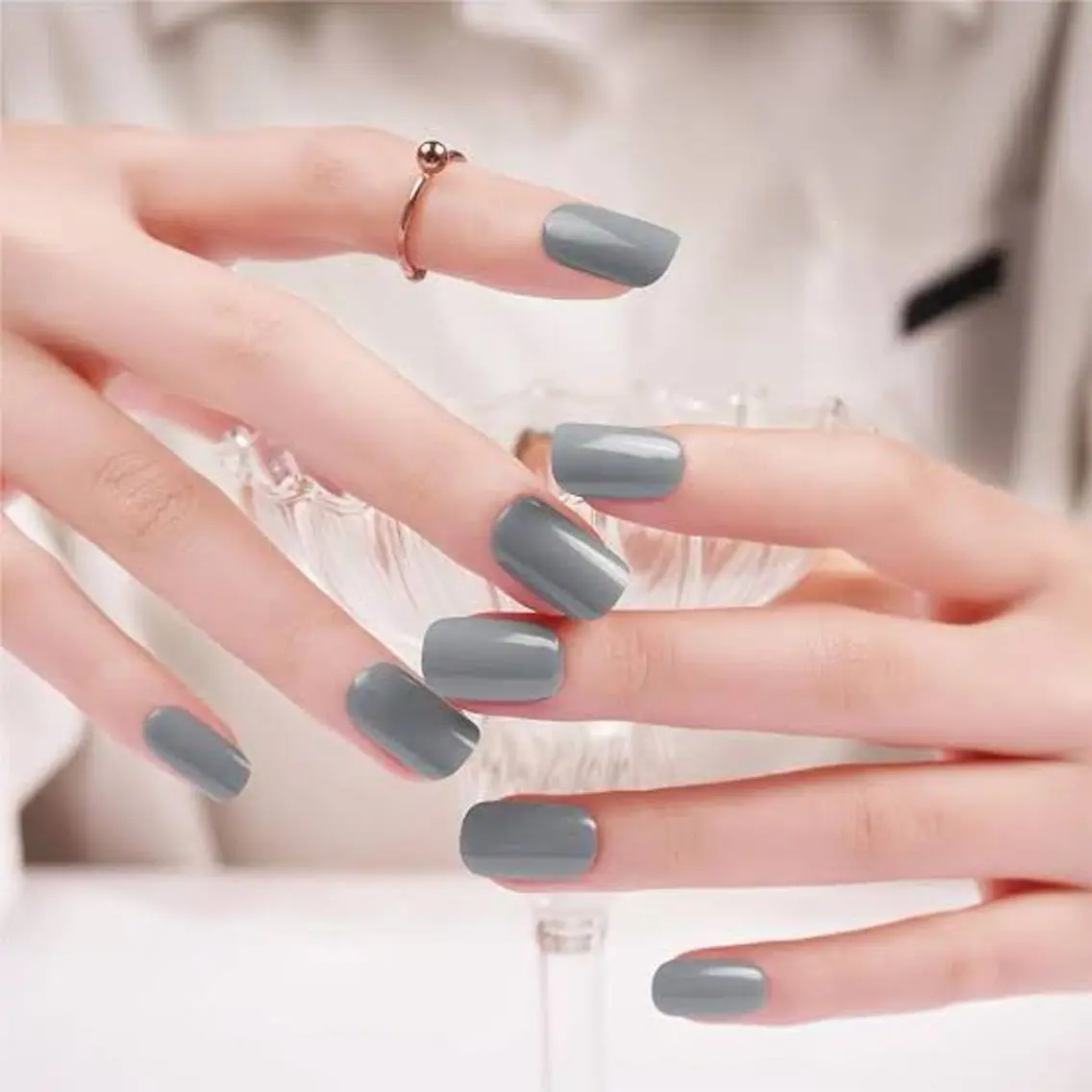 ネイル オフィスネイル ワンカラーネイル シンプルネイル Rumia Salonのエステ・リラクイメージ