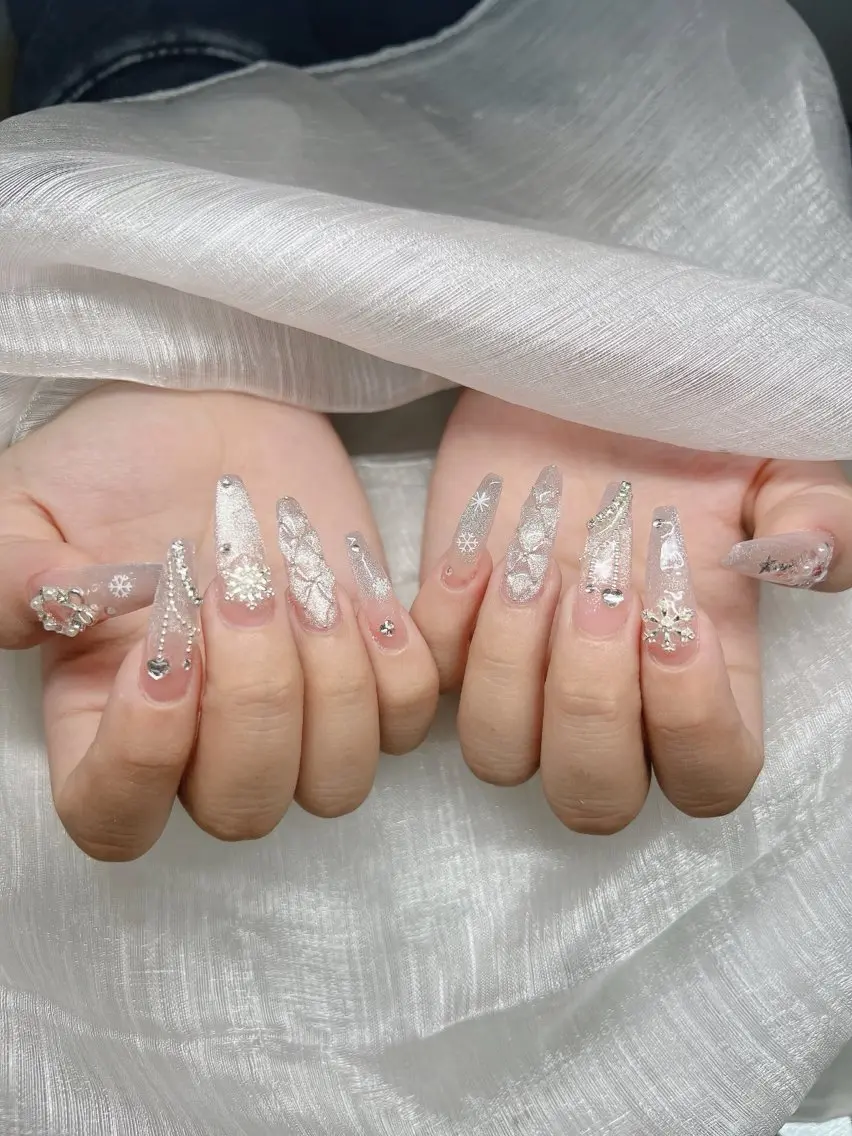 ネイル ハンドネイル Lee Nails チップ長さだし専門店のネイルデザイン